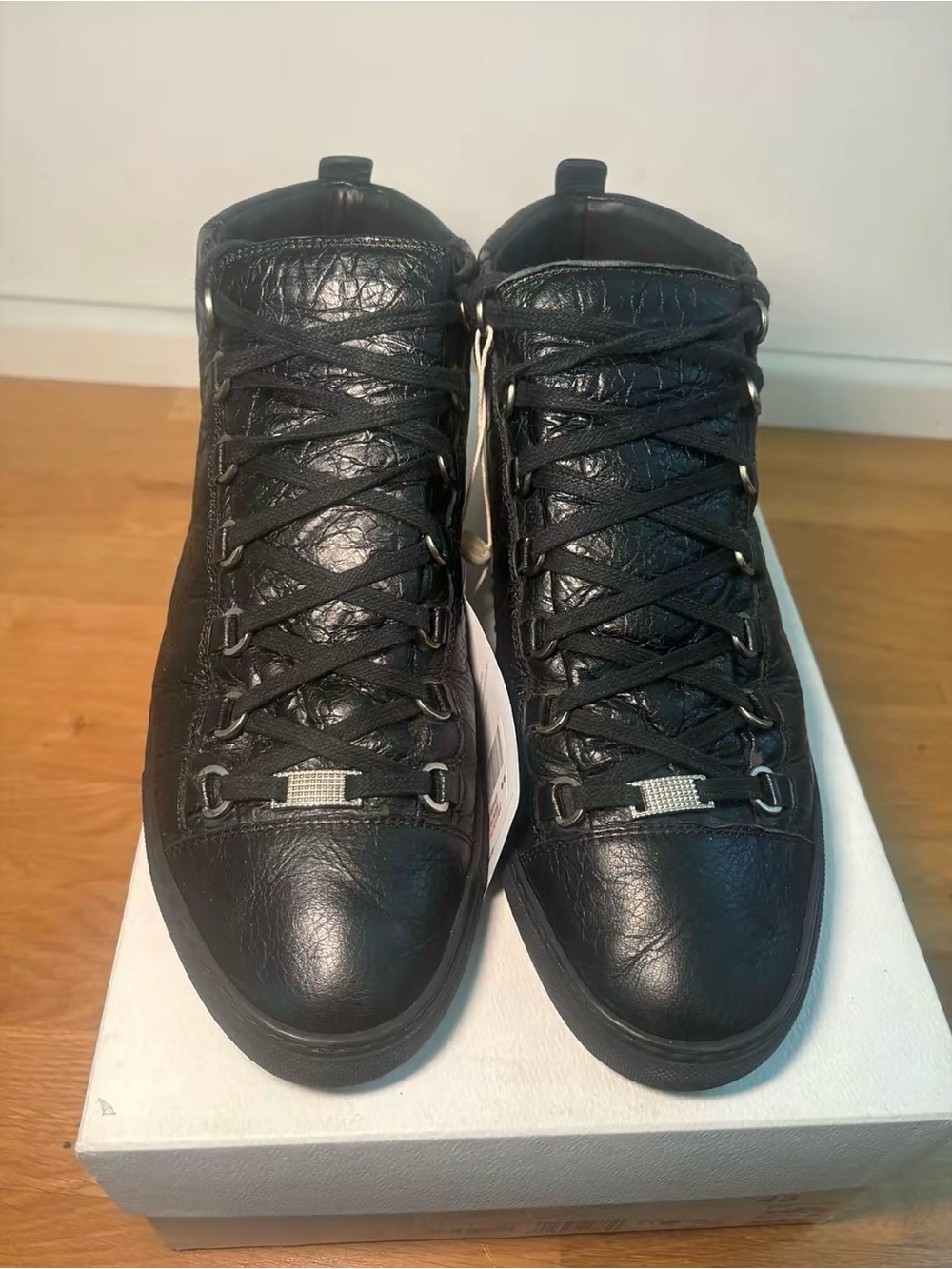 Men's Black Textured Leather High-Top Sneakers